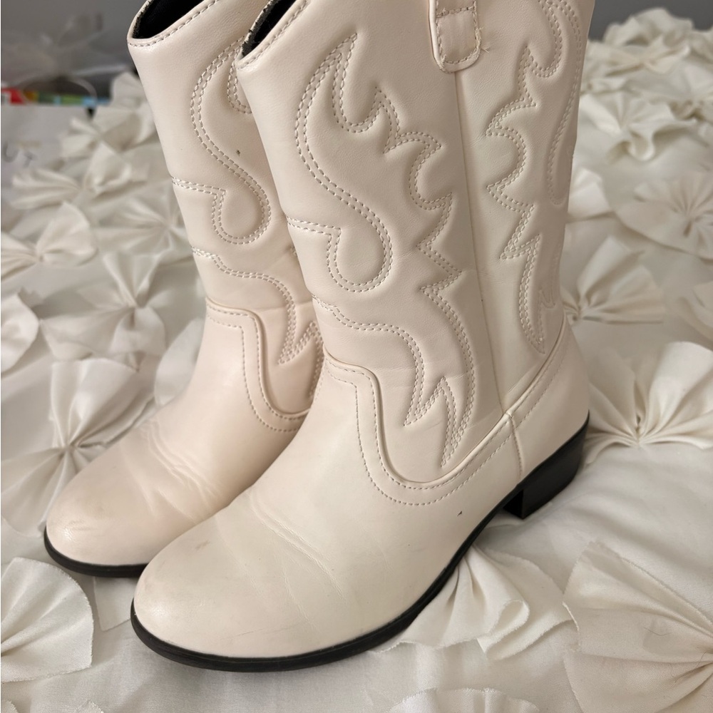 Women's Cream Western Boots